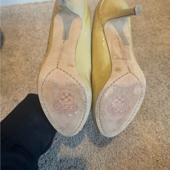 Vince Camuto peep toe heels - Picture 3 of 6